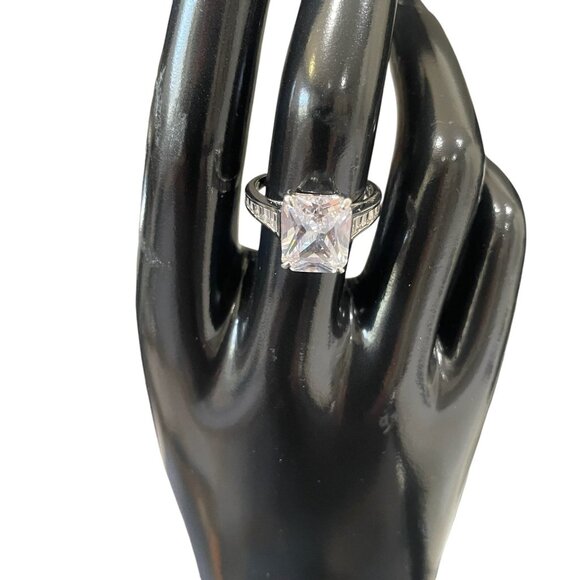Sterling Silver Princess Cut CZ Ring Baguette Accent Statement Engagement - Picture 5 of 8
